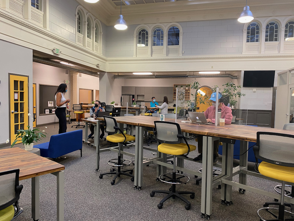 1 Person Private Office