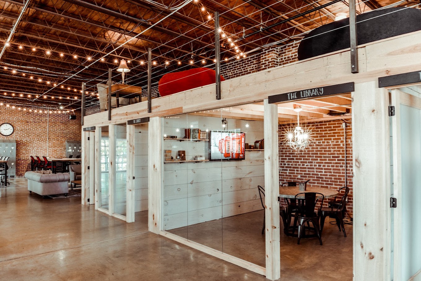 5 Person Coworking Desk
