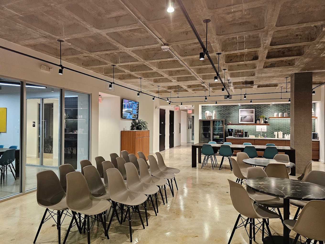 3 Person Private Office