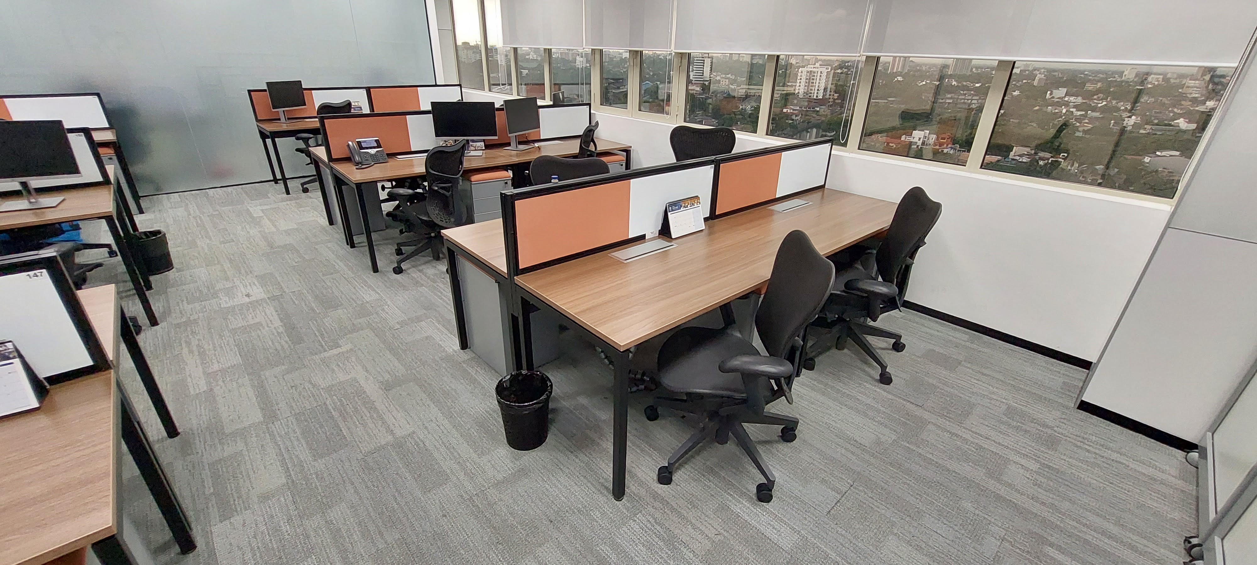 10 Person Private Office