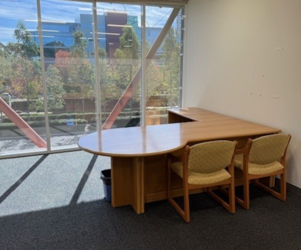 8 Person Shared Office