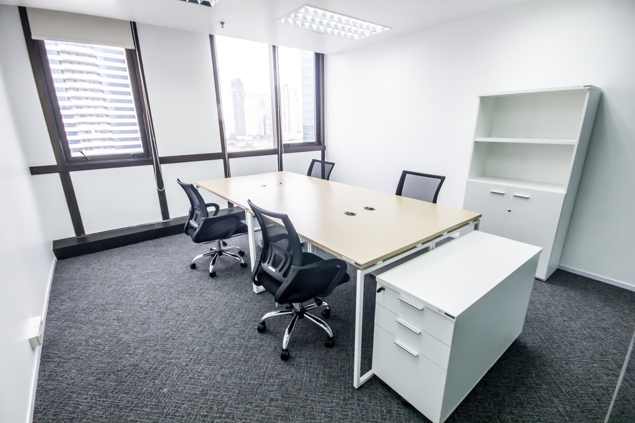 3 Person Private Office