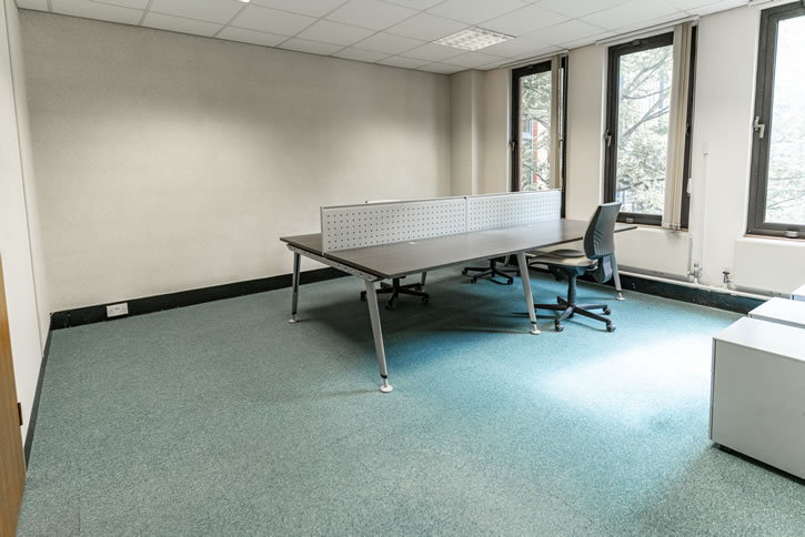 5 Person Private Office