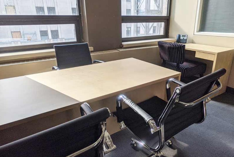 1 Person Private Office