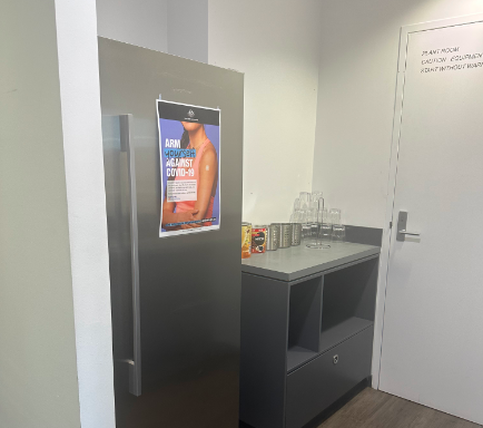 1 Person Coworking Desk