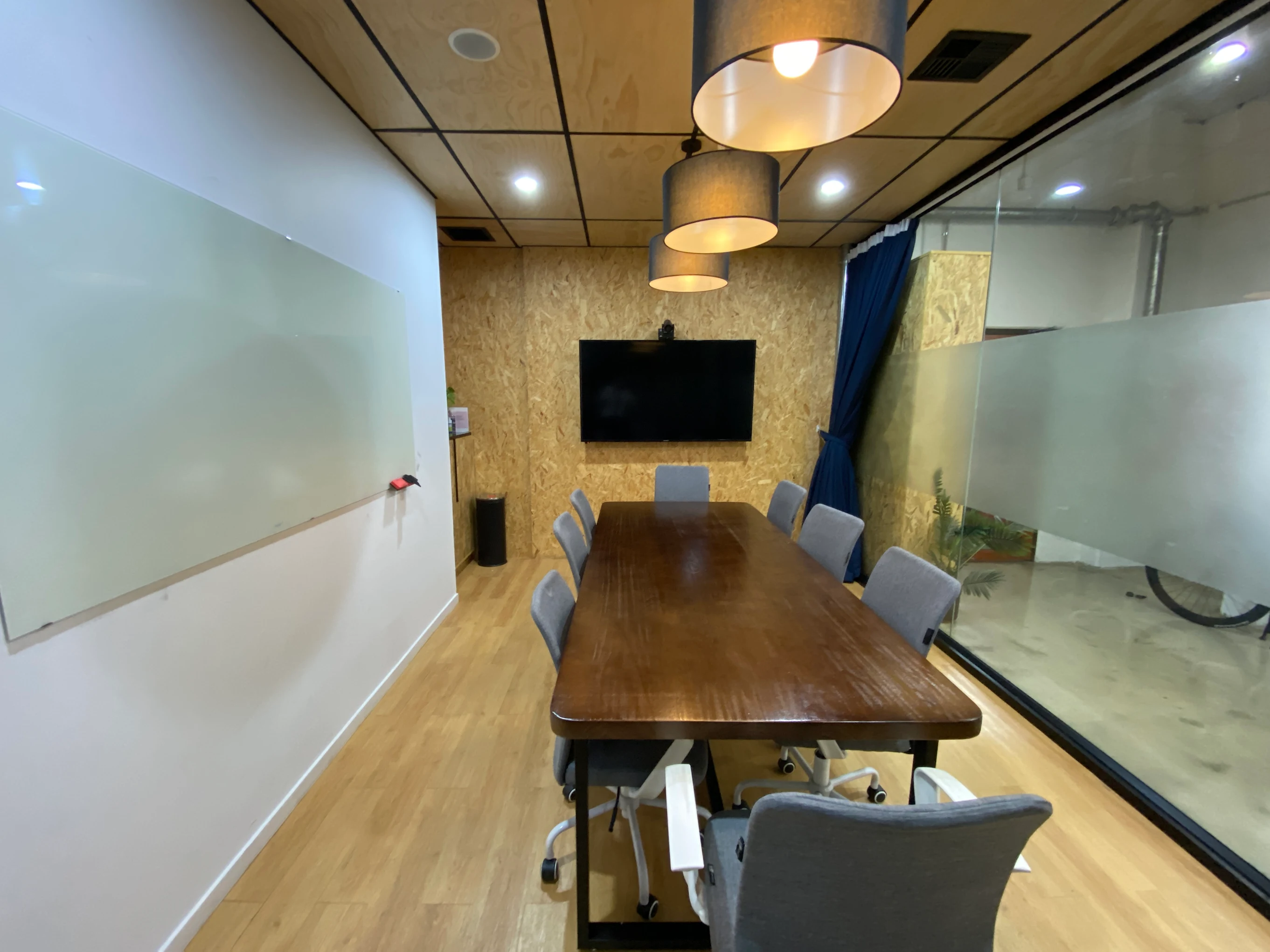 3 Person Coworking Desk