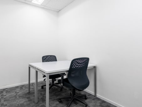 10 Person Private Office