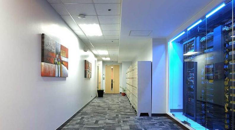 210 Person Private Office