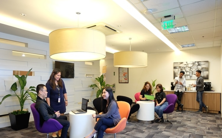 1 Person Coworking Desk