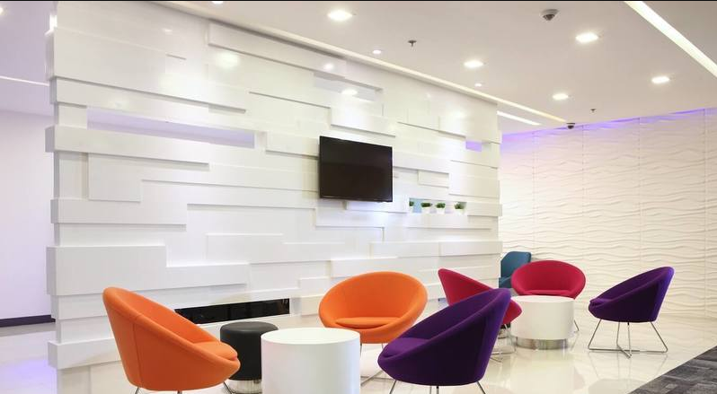 61 Person Private Office