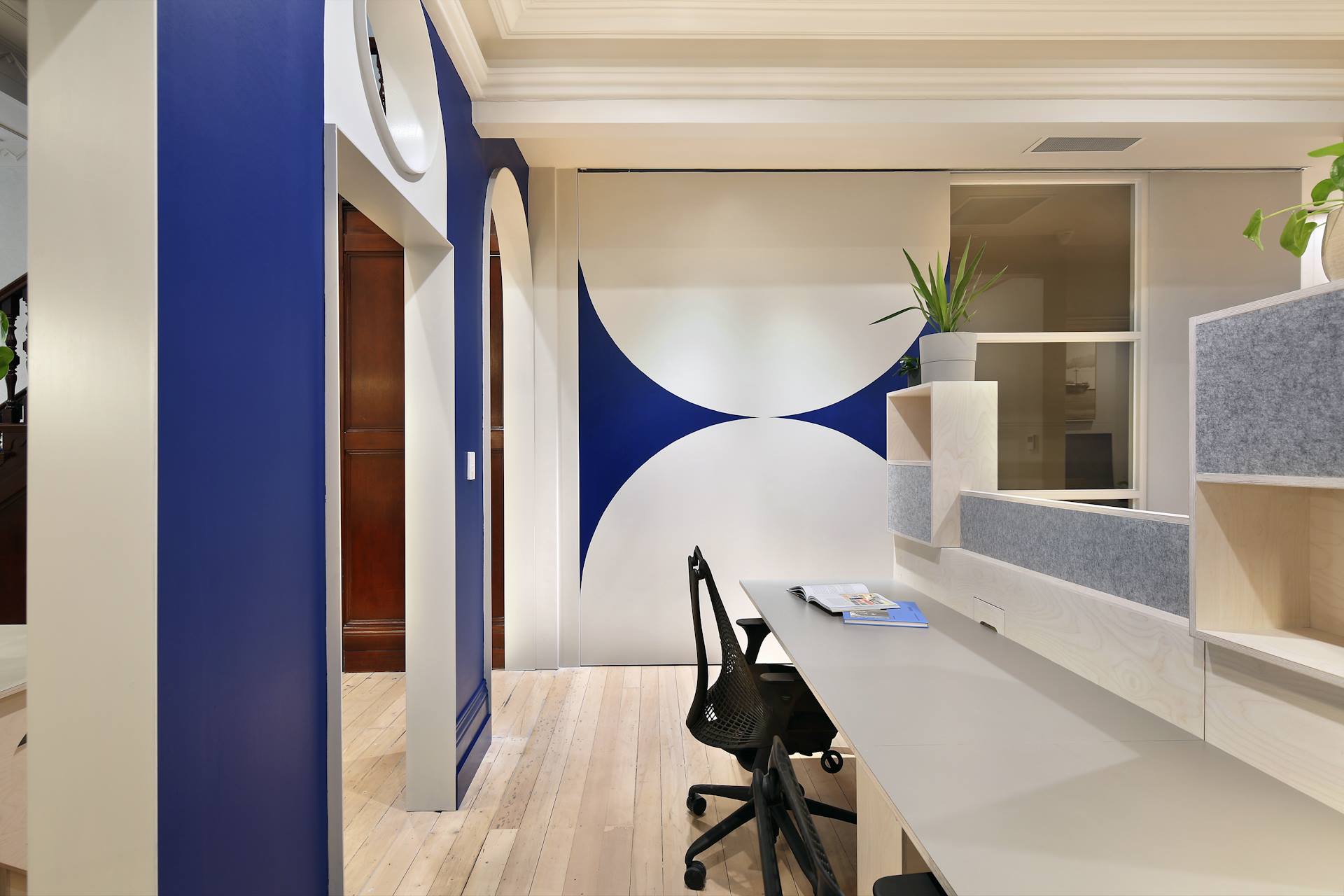 4 Person Coworking Desk