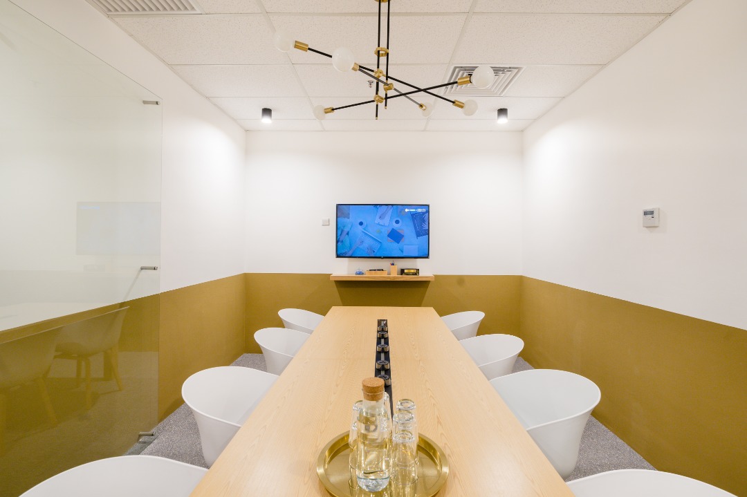 4 Person Private Office