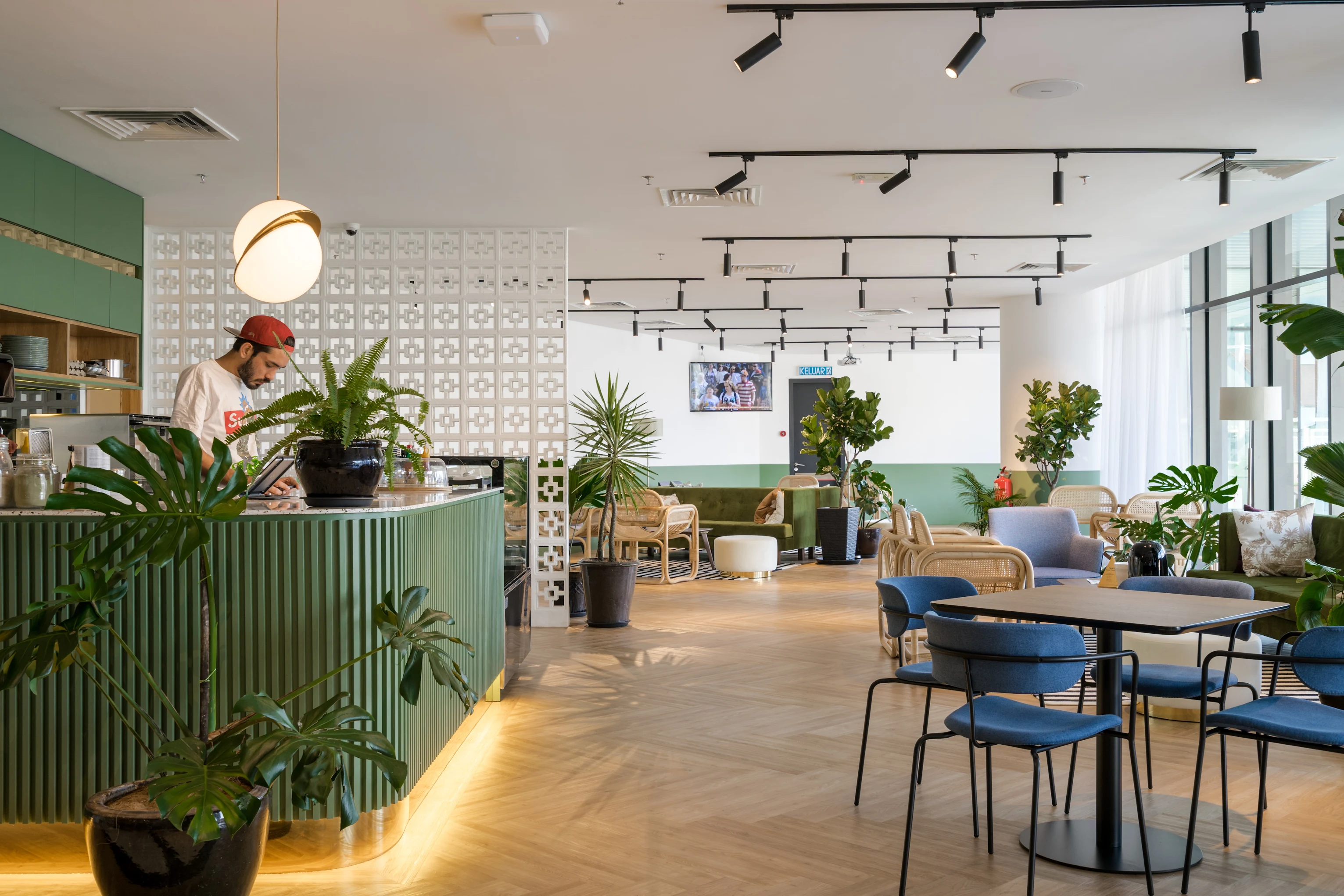 1 Person Coworking Desk