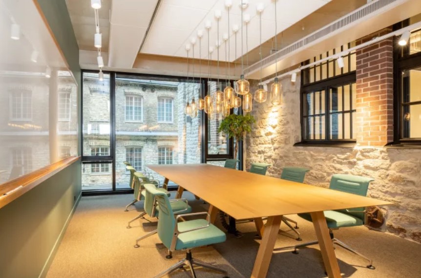 1 Person Private Office