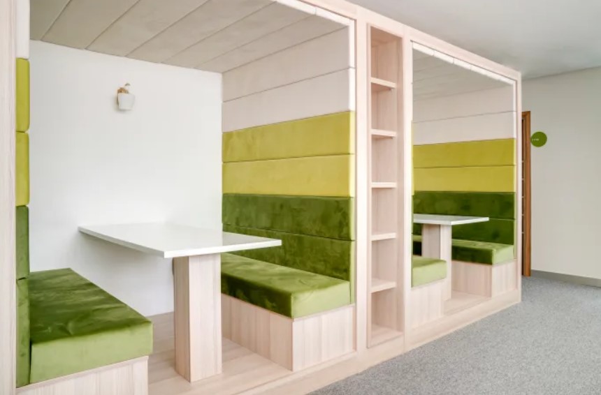 4 Person Private Office