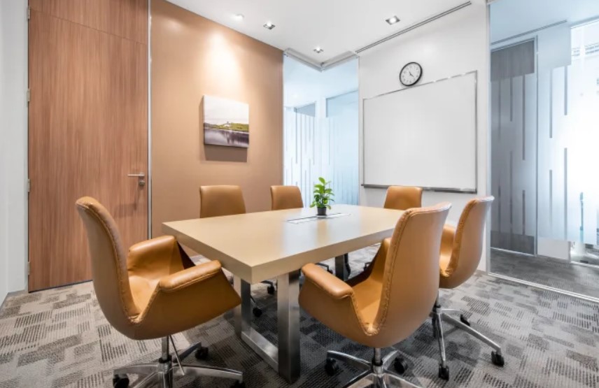 7 Person Private Office