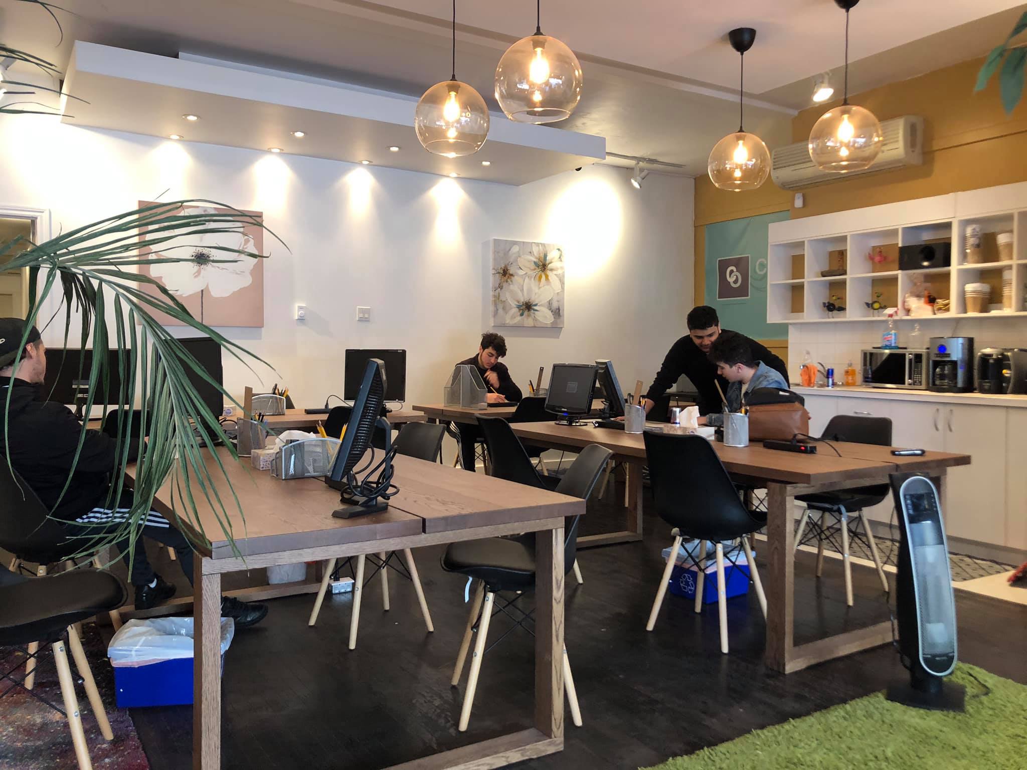 1 Person Virtual Office