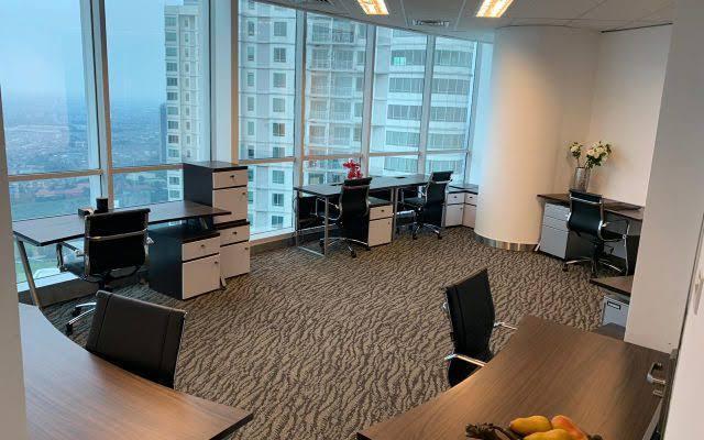 1 Person Coworking Desk