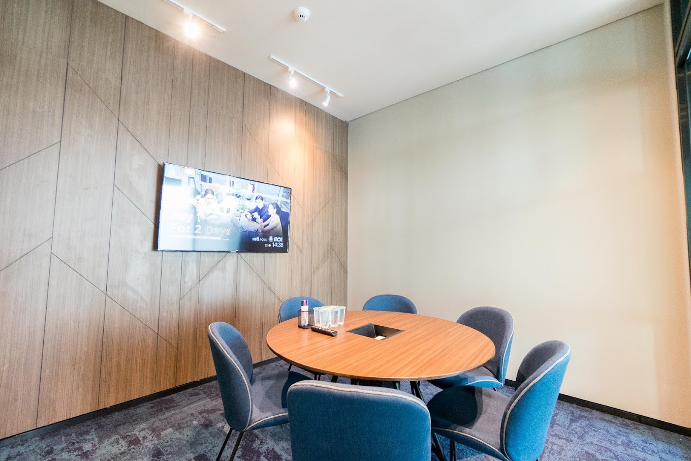 50 Person Private Office at 25 Jl Jend Sudirman, South Jakarta | Office Hub