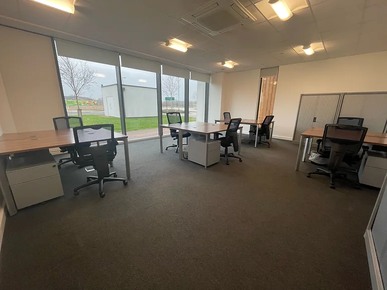 10 Person Shared Office