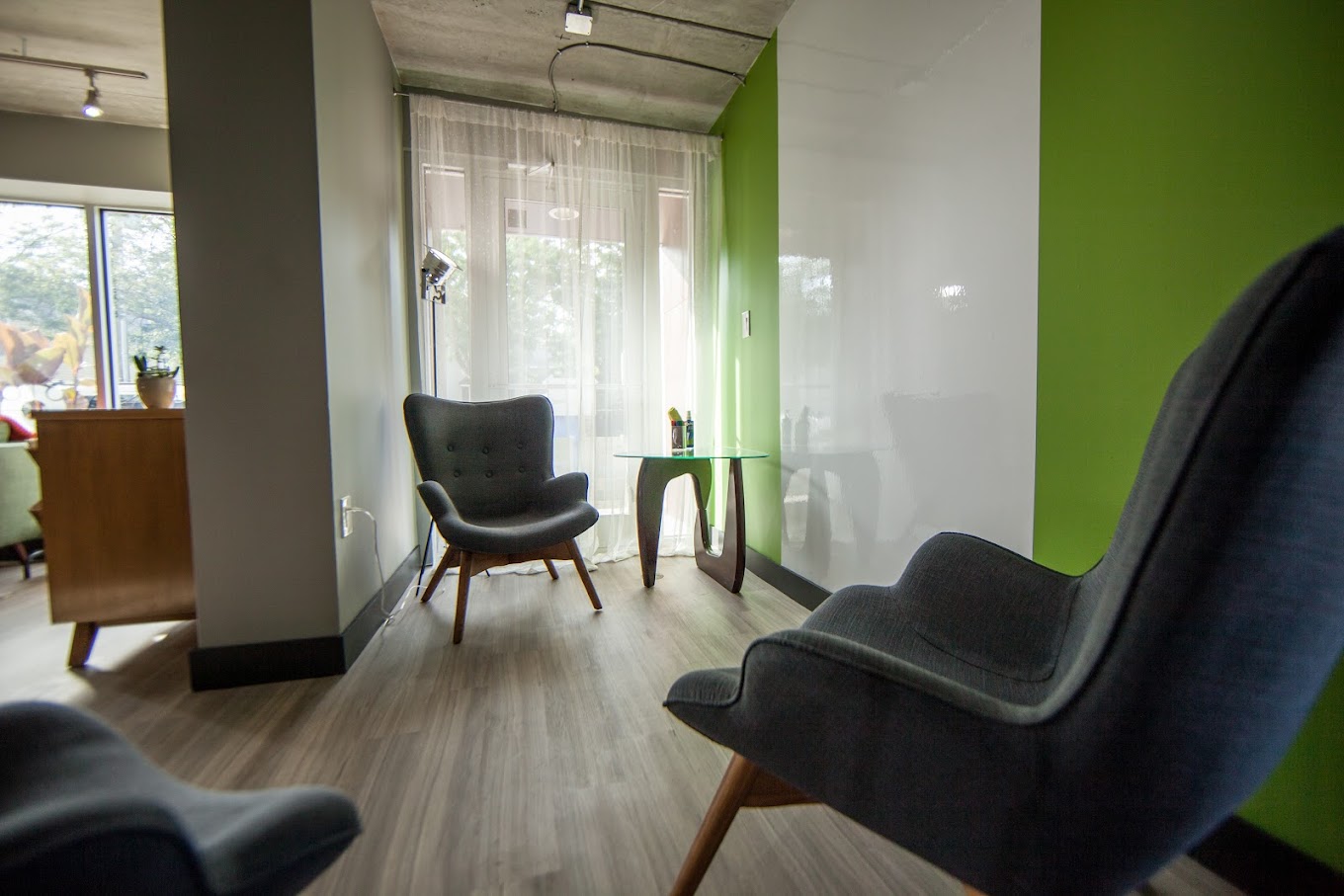 4 Person Coworking Desk