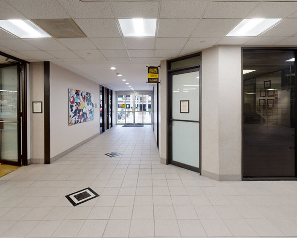 4 Person Private Office