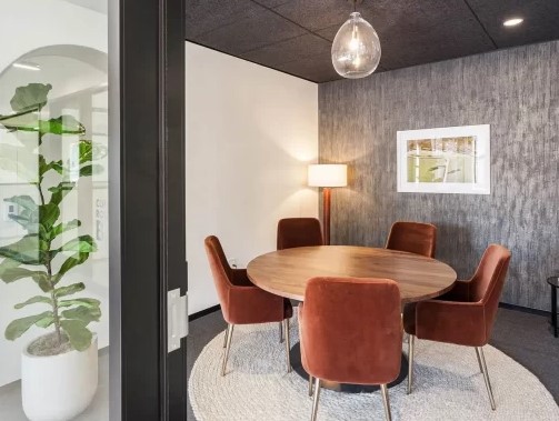 1 Person Private Office