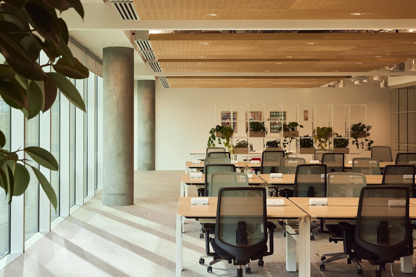 35 Person Private Office