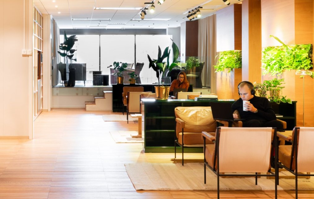 3 Person Private Office