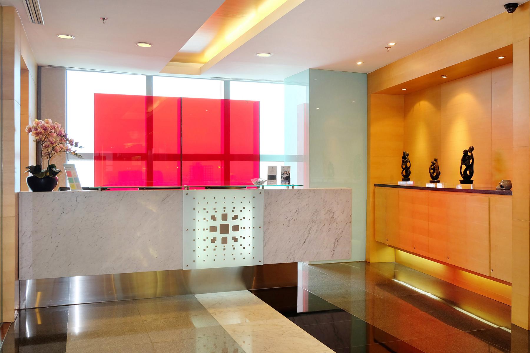 5 Person Coworking Desk