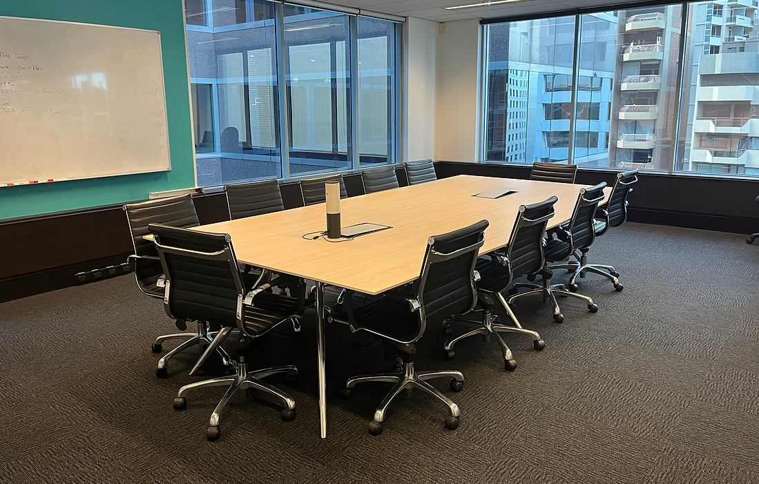 5 Person Coworking Desk