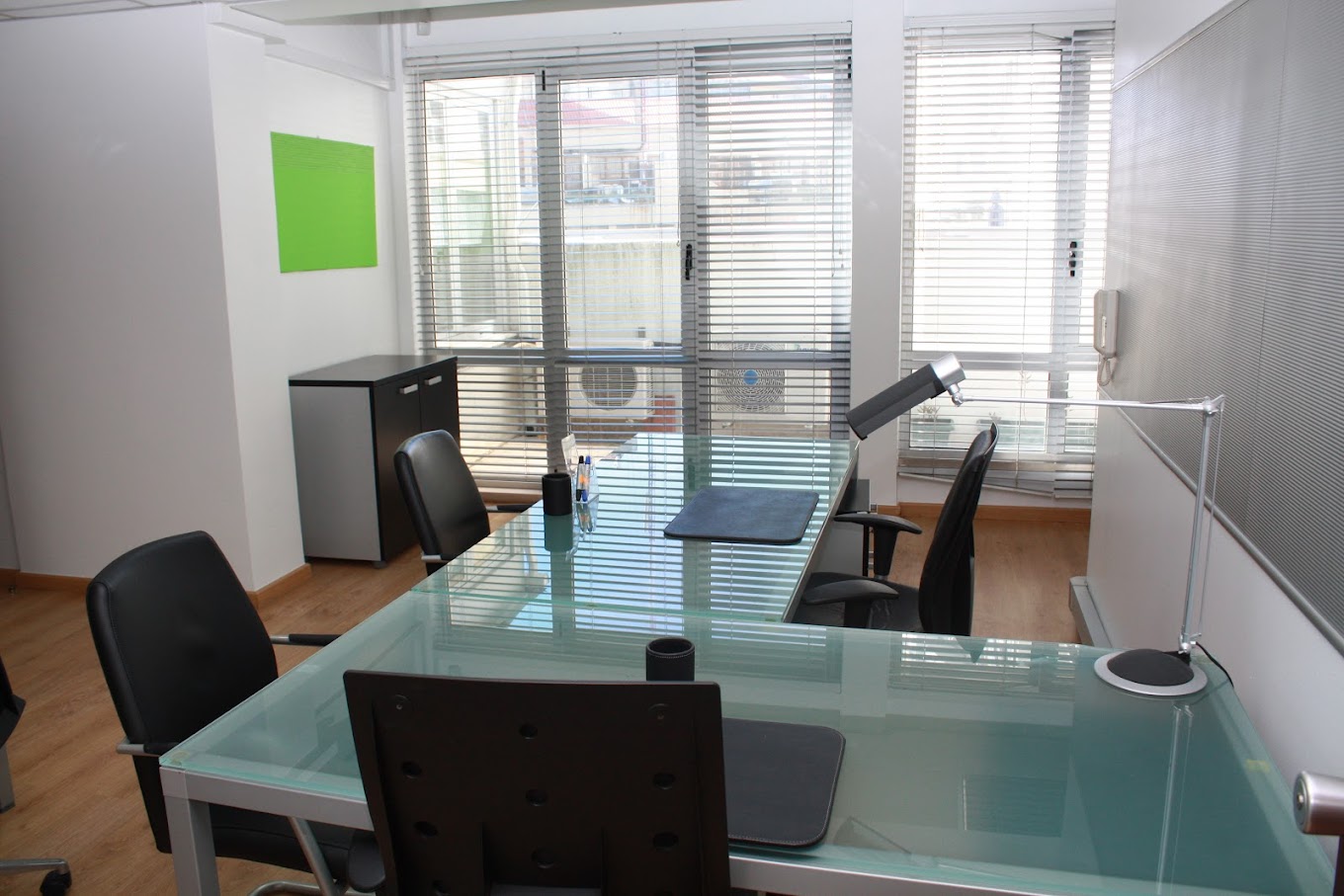 4 Person Private Office