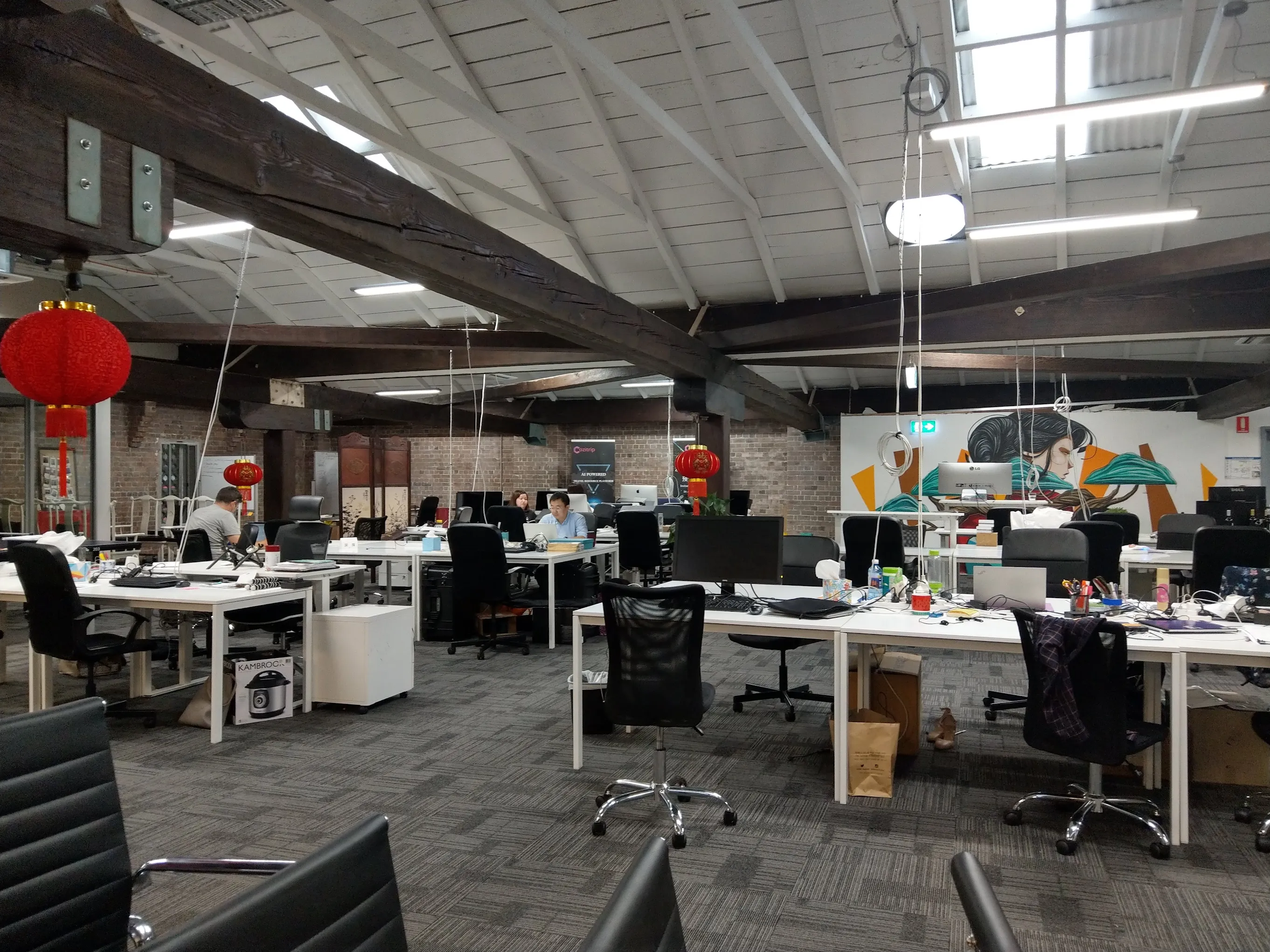 1 Person Coworking Desk