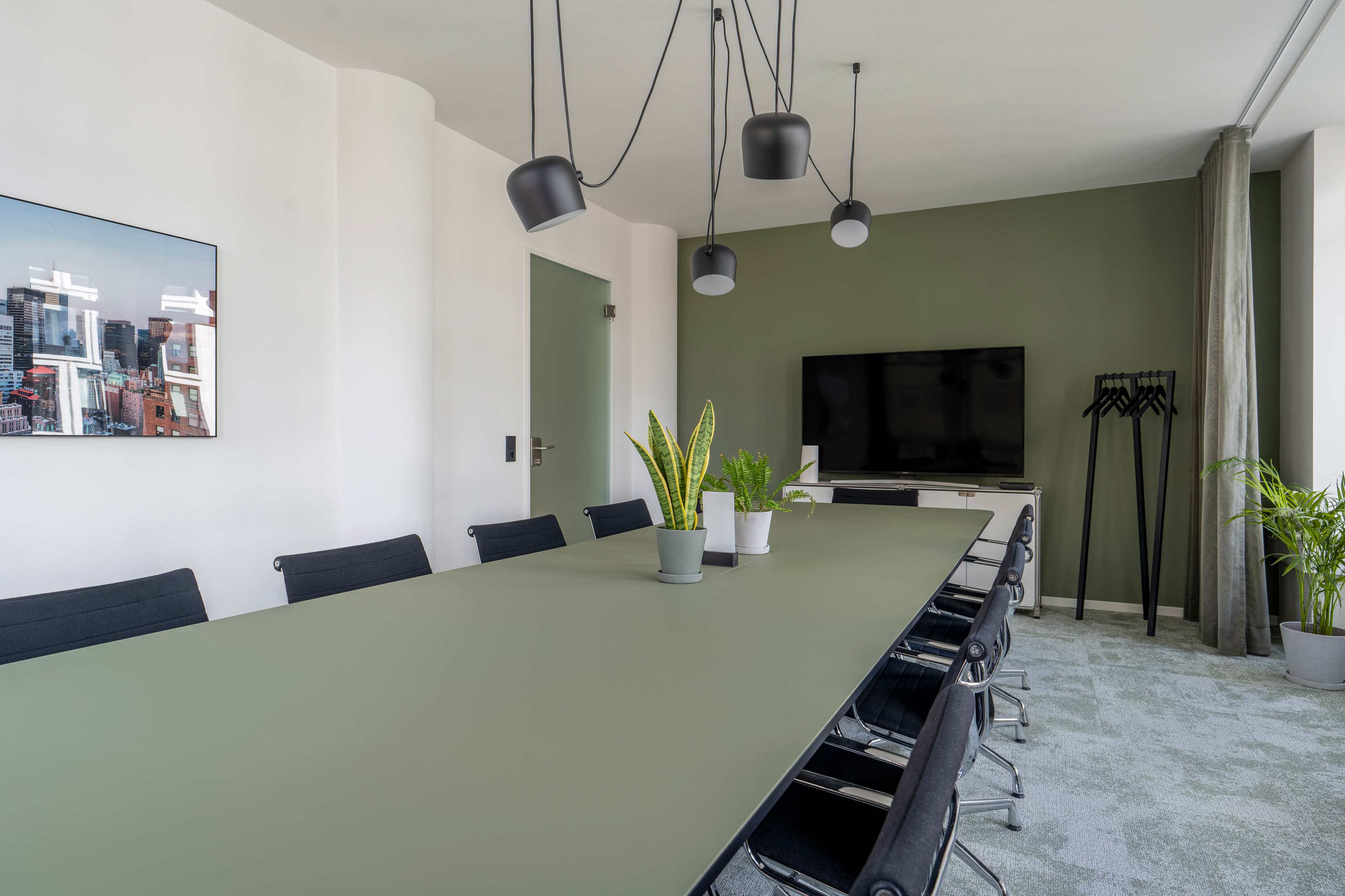 1 Person Virtual Office