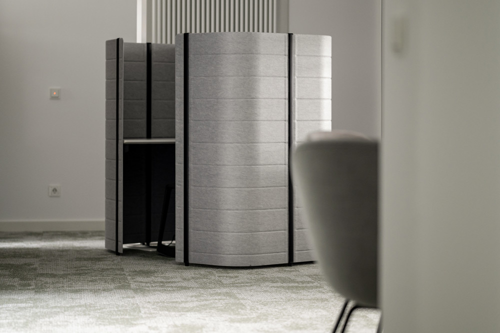 1 Person Virtual Office