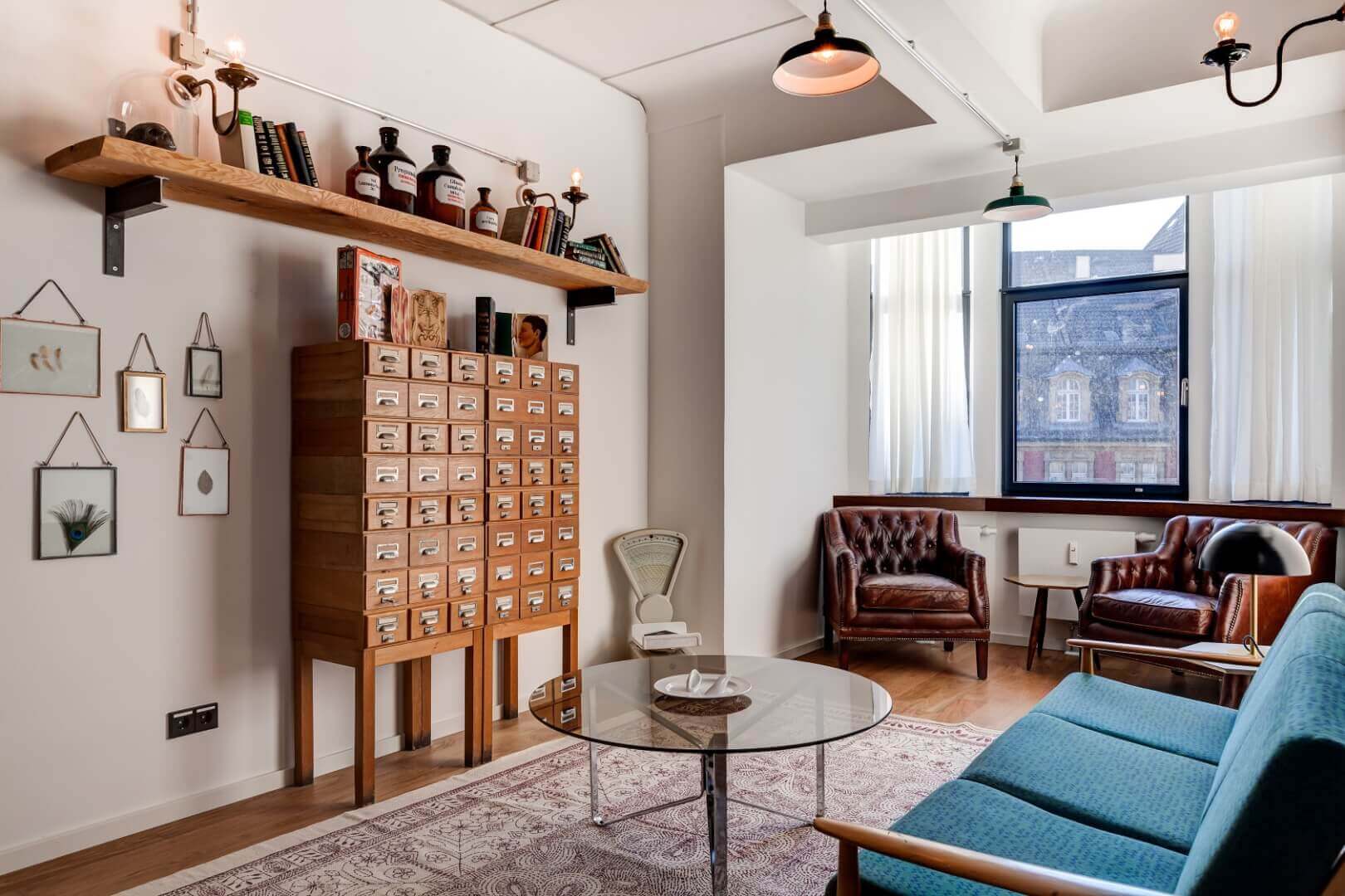 1 Person Coworking Desk