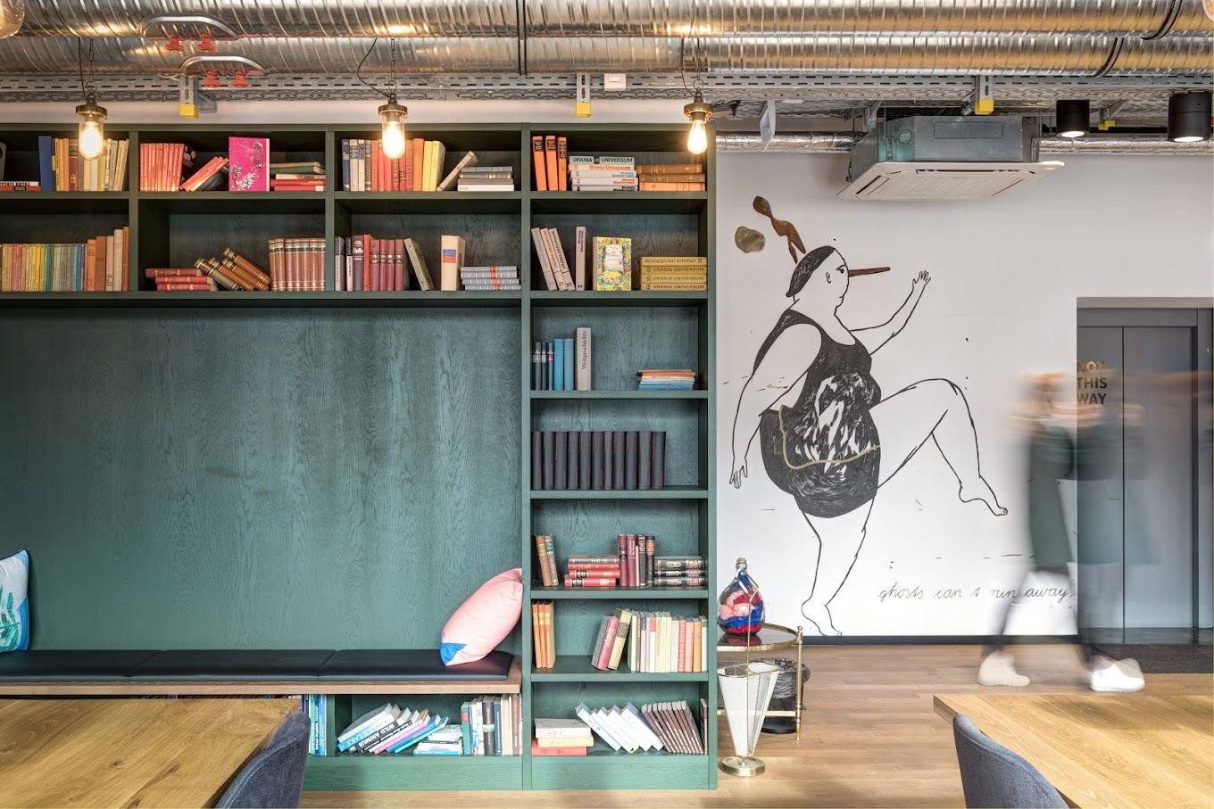 1 Person Coworking Desk