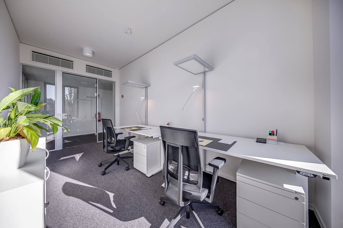 8 Person Private Office