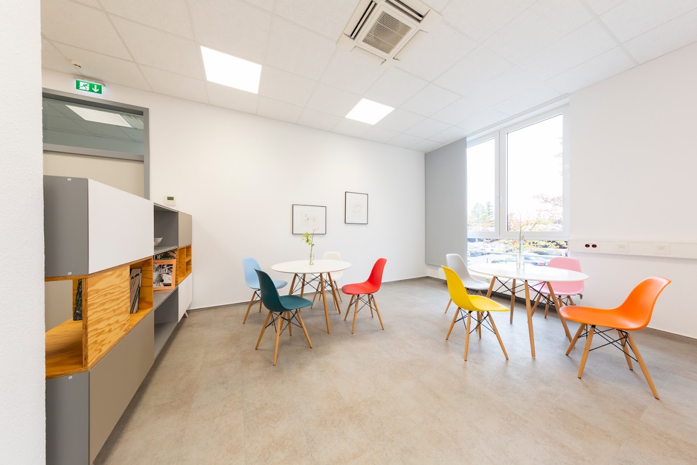 4 Person Private Office