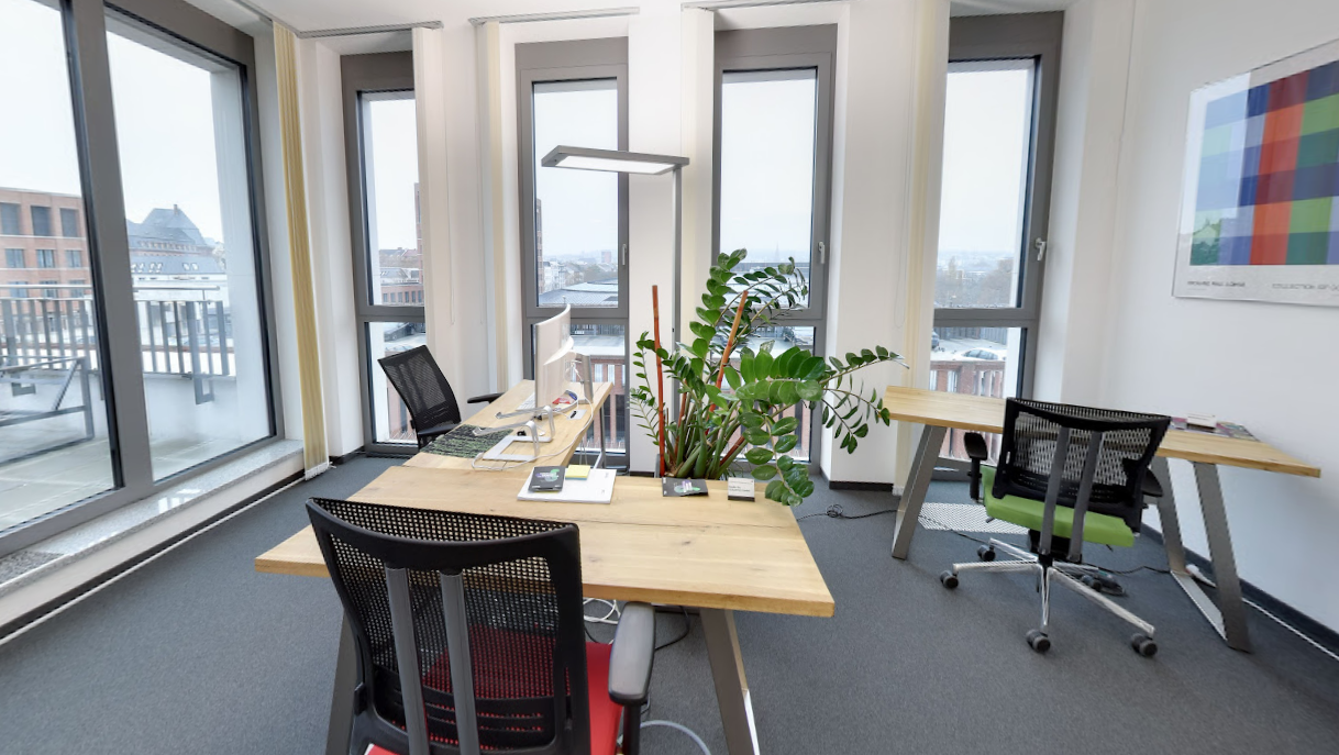 1 Person Virtual Office