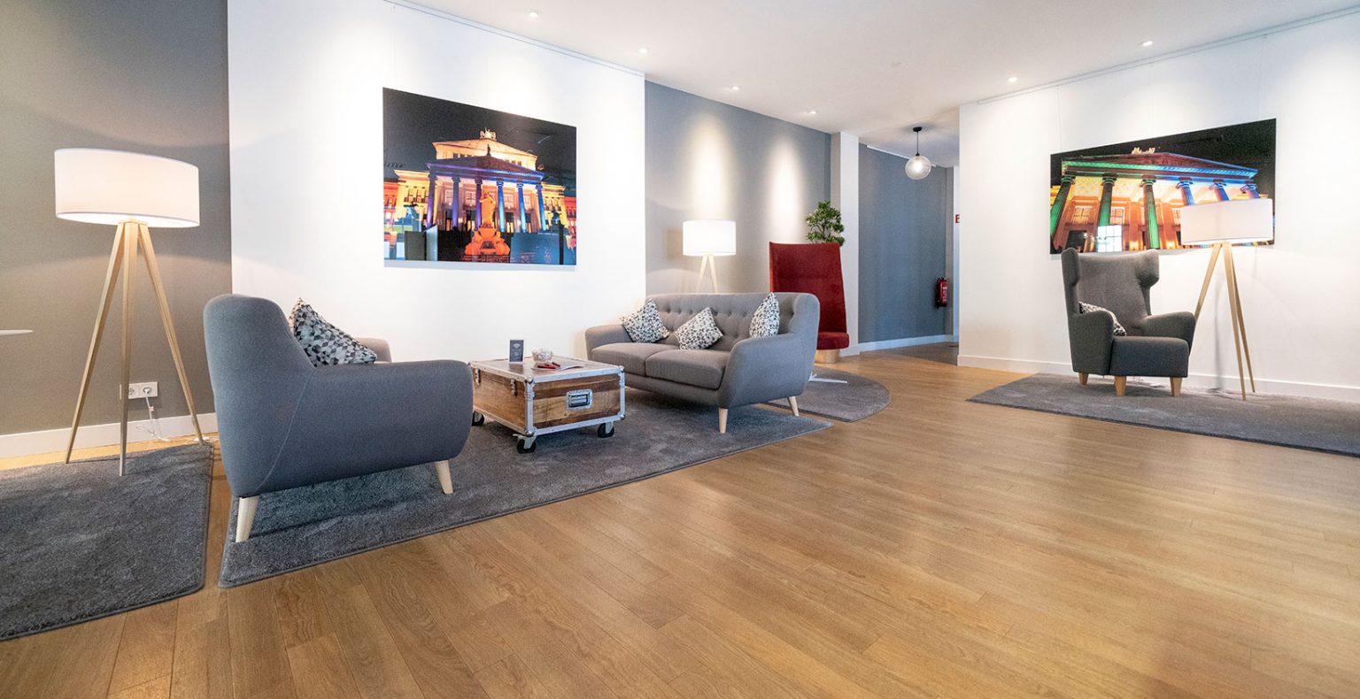 4 Person Private Office