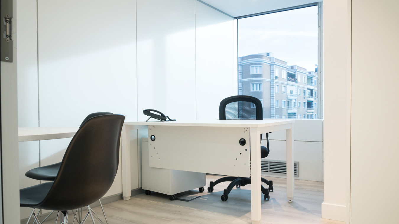 1 Person Private Office