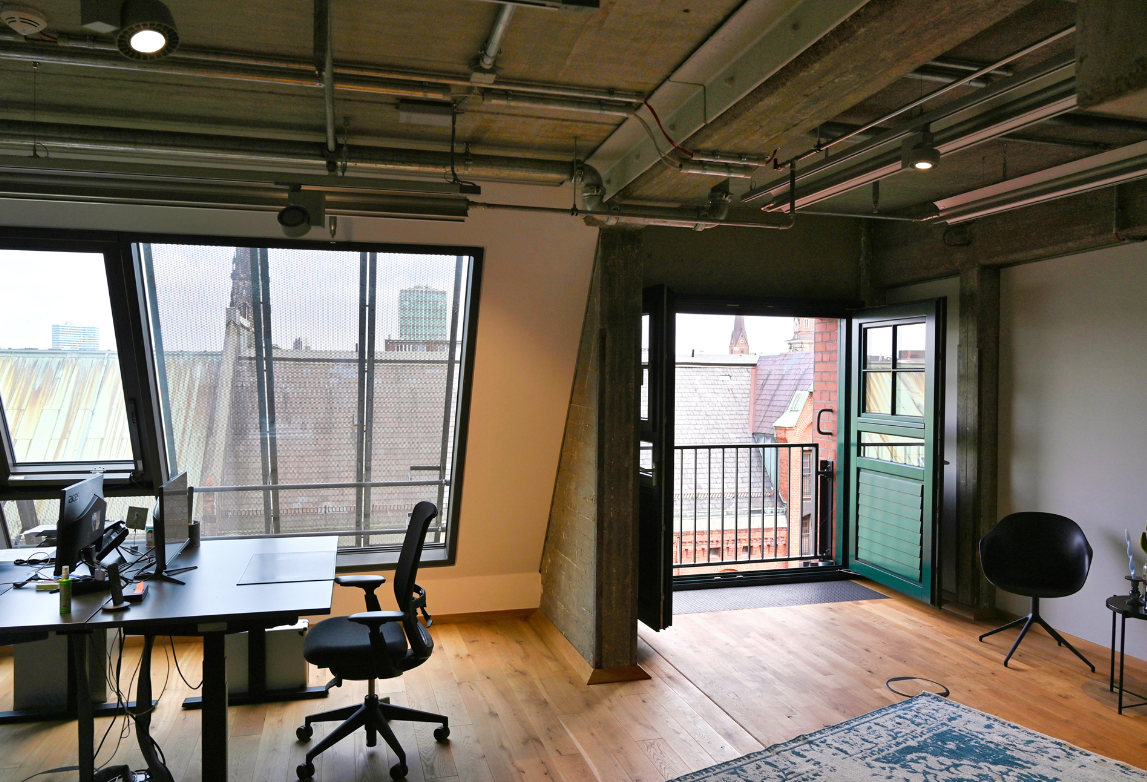 35 Person Managed Space