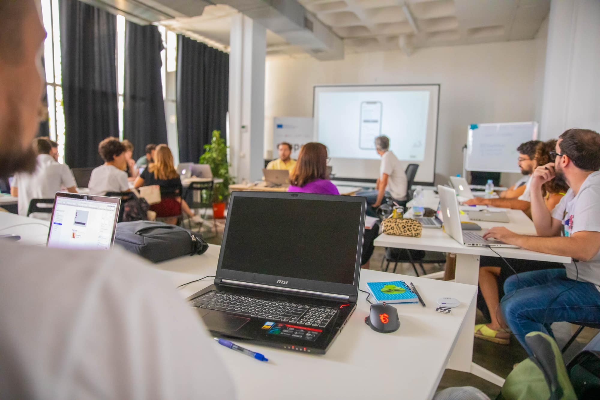 5 Person Coworking Desk