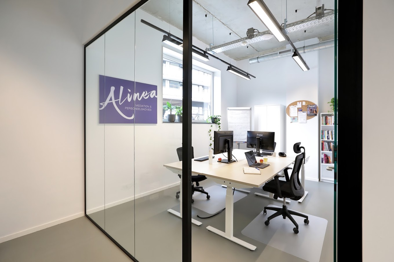 1 Person Coworking Desk