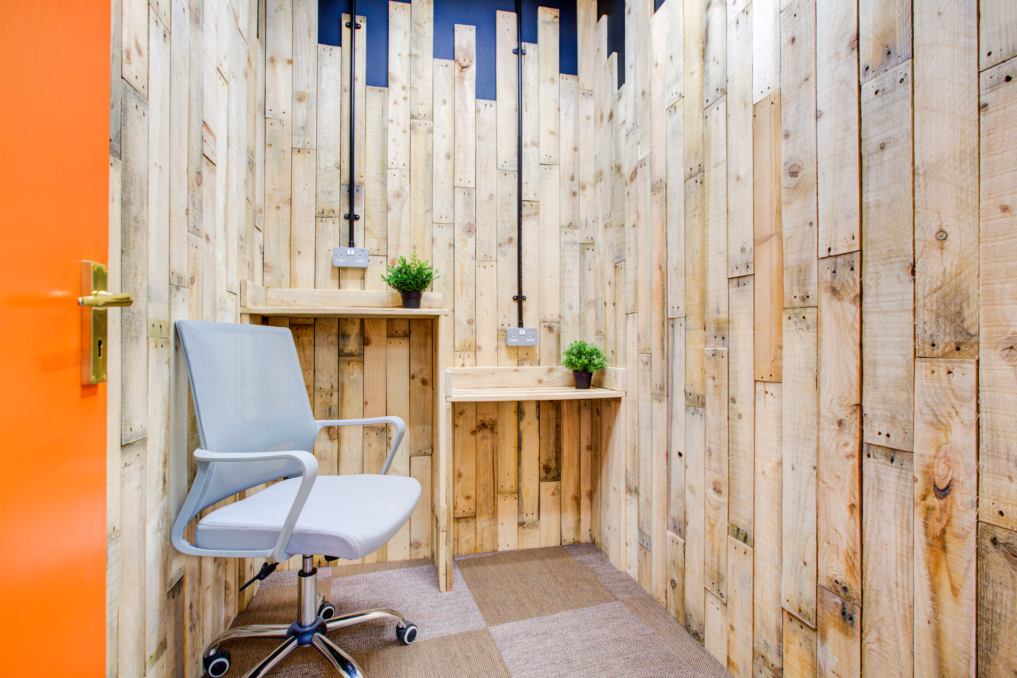 8 Person Private Office