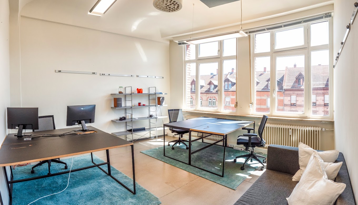 1 Person Virtual Office