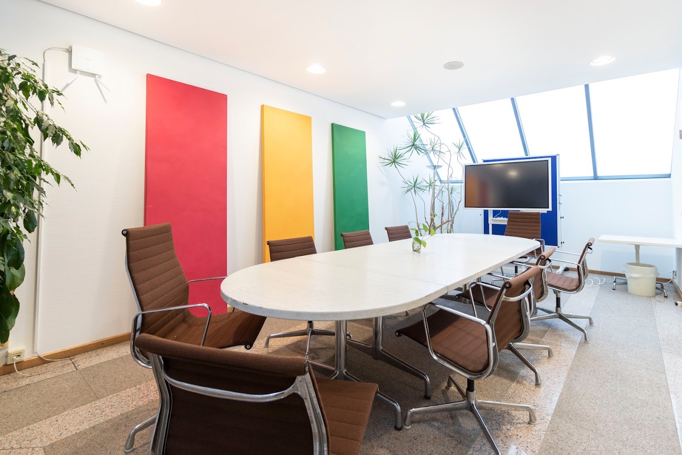 3 Person Coworking Desk