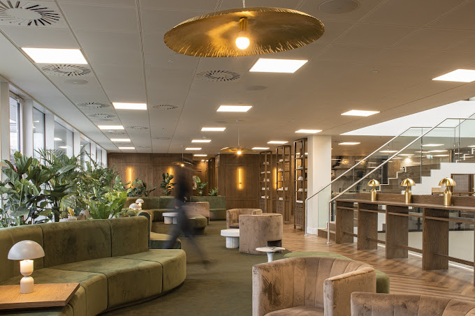 20 Person Private Office