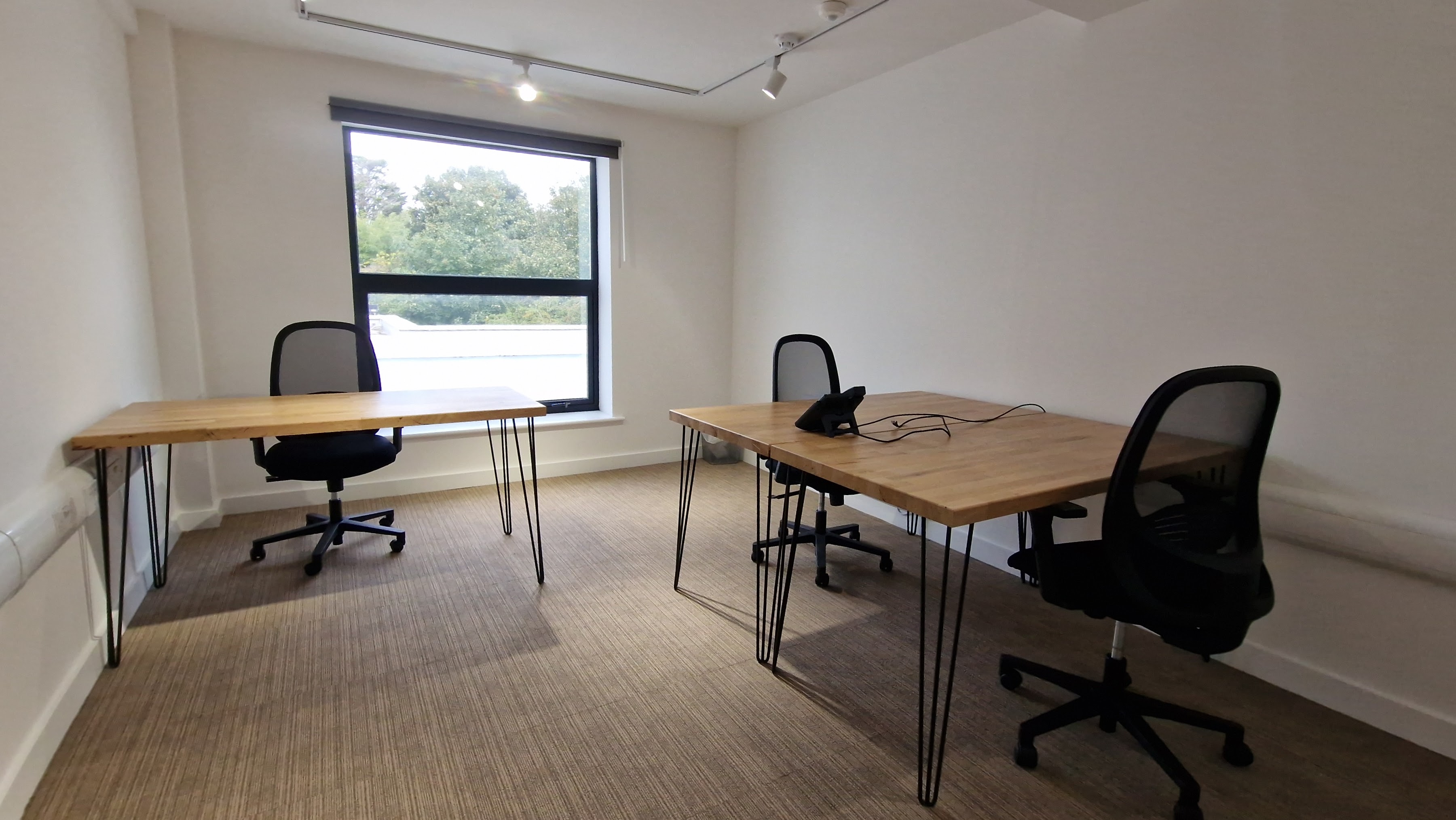 3 Person Private Office